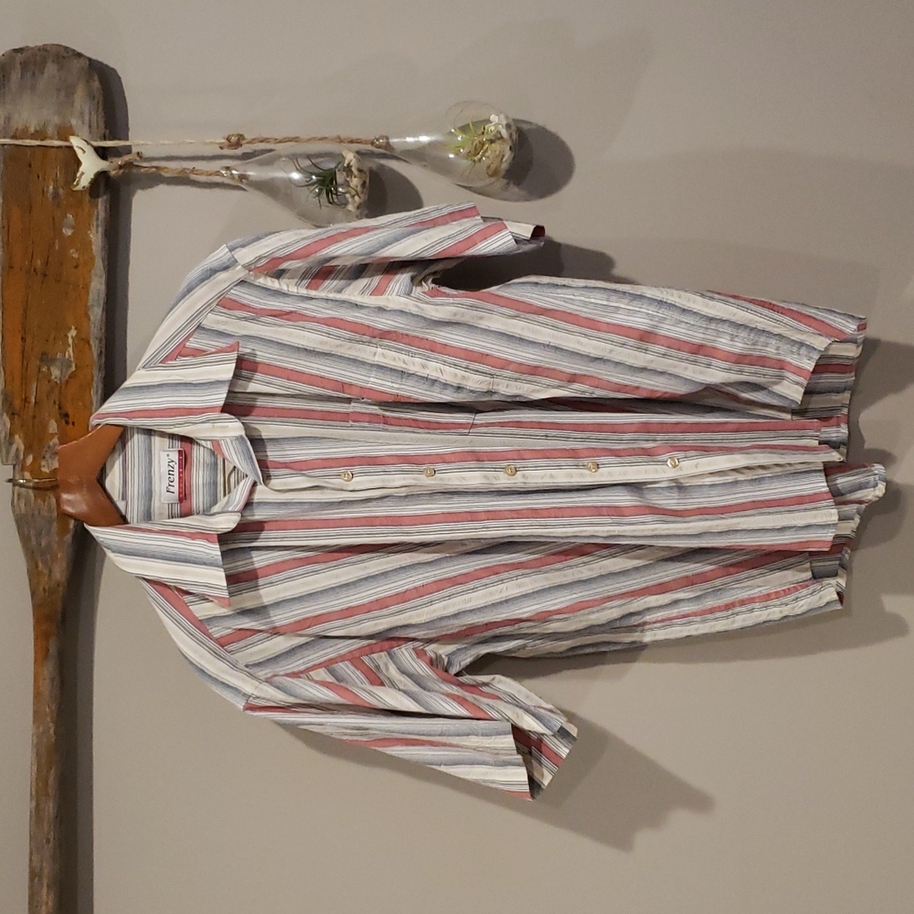 Frenzy men short sleeve shirt size XL